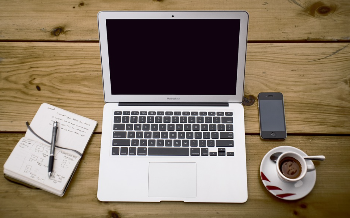 pracovní notebook