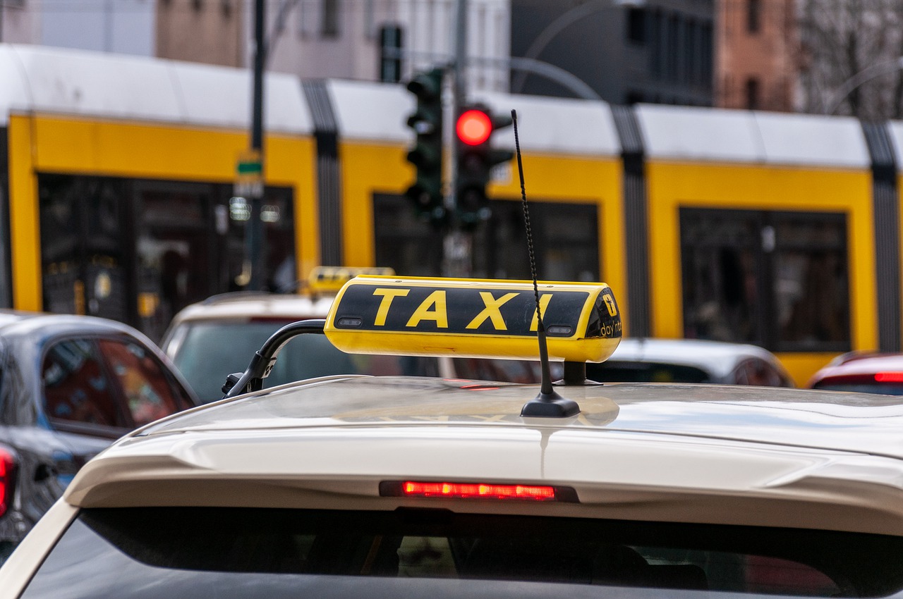 VyuÅ¾Ã­vÃ¡te takÃ© taxi? 
